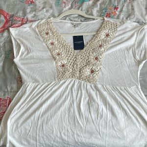 White top